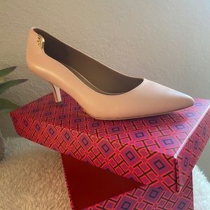 Tory Burch Pump